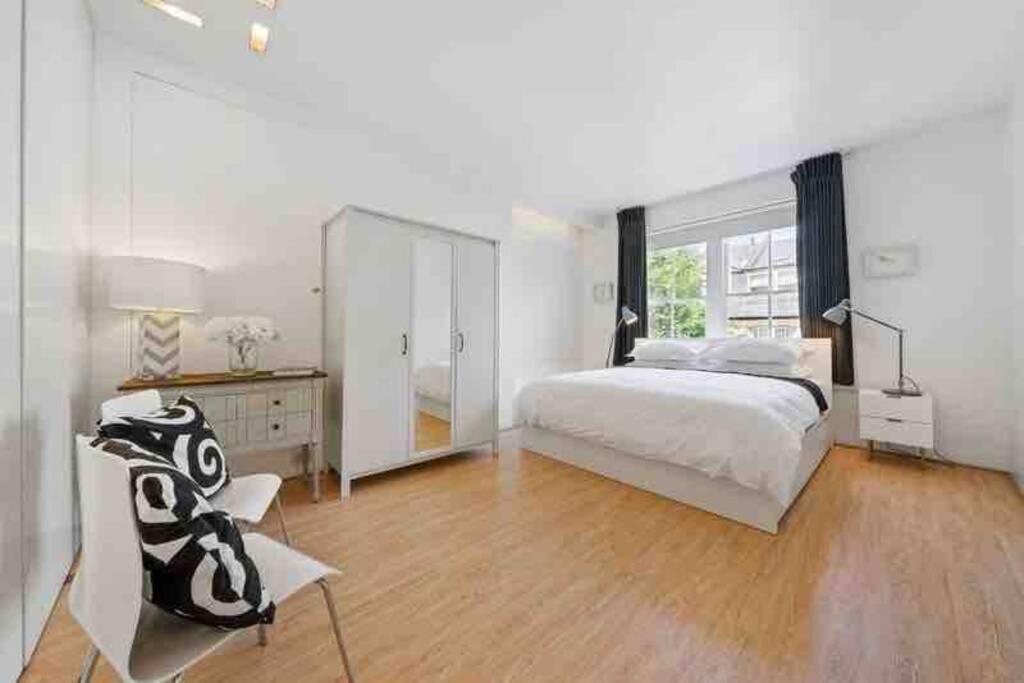 Luxury Apartment In Belsize Park Лондон Экстерьер фото