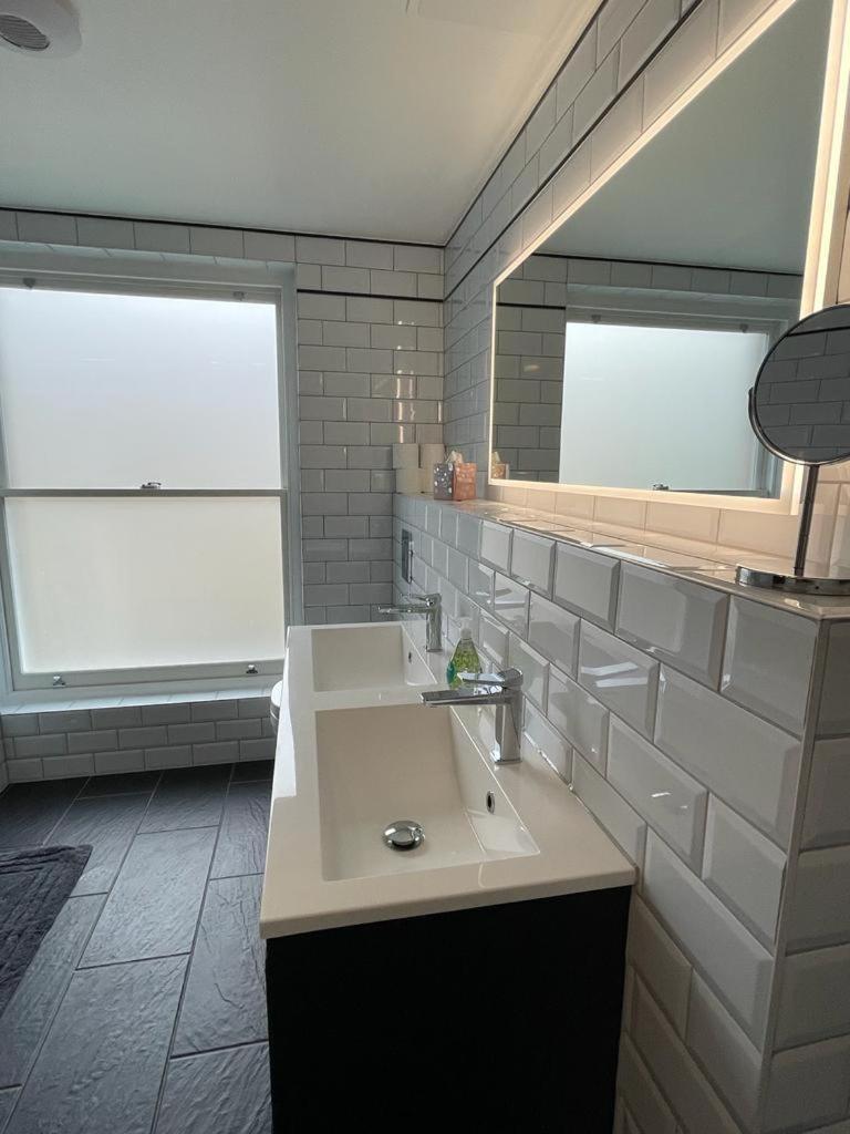 Luxury Apartment In Belsize Park Лондон Экстерьер фото